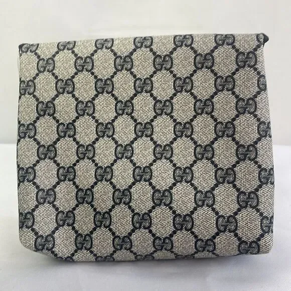 Gucci Small Vintage Blue Logo Clutch - Picture 5 of 9